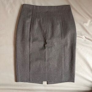 Express Gray Pencil Skirt Size 2 NWT Machine Washable
